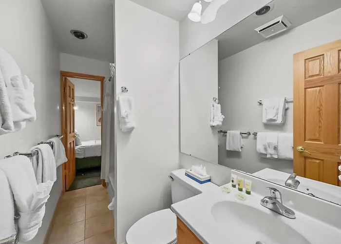 Cj404 Copper Junction Apartment